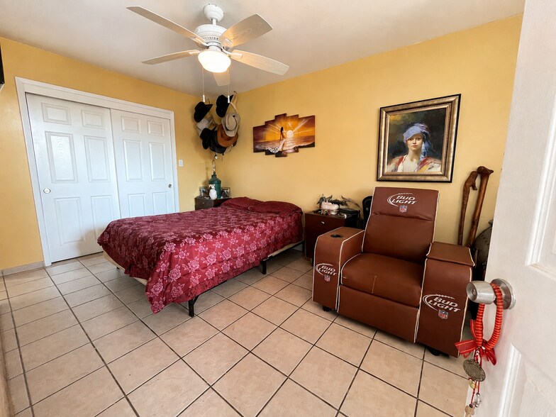 More Photos Of 515 Wilson Ave, Bakersfield Apartments For Sale