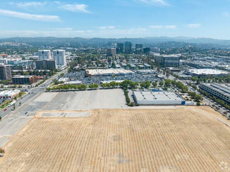 More Photos Of 6633 Canoga Ave, Canoga Park Land For Sale