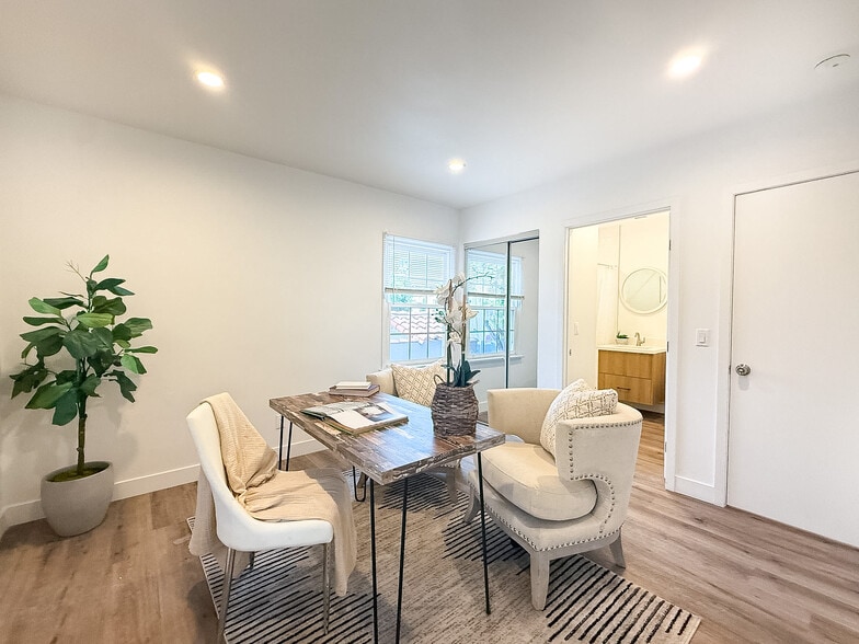 More Photos Of 6112-6114 Saturn St, Los Angeles Apartments For Sale