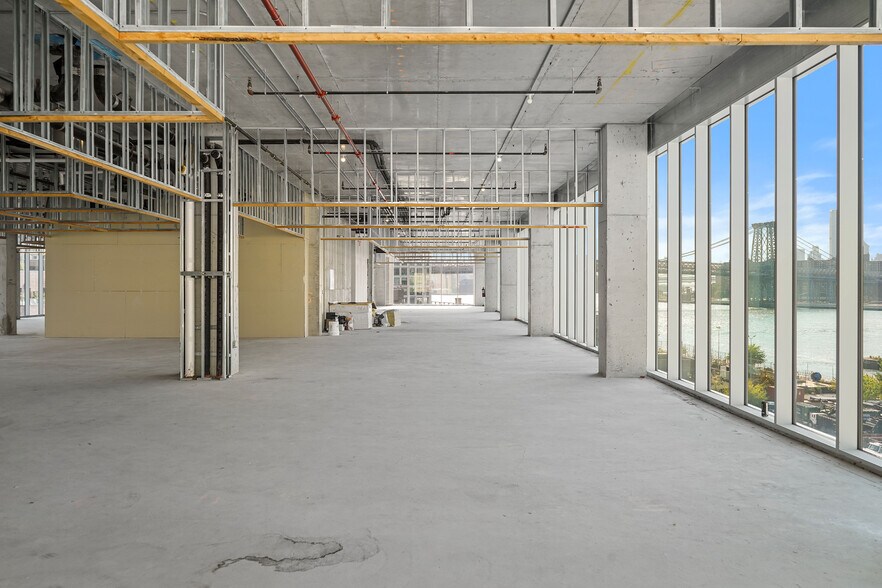 More Photos Of 200 Kent Ave, Brooklyn Coworking Space