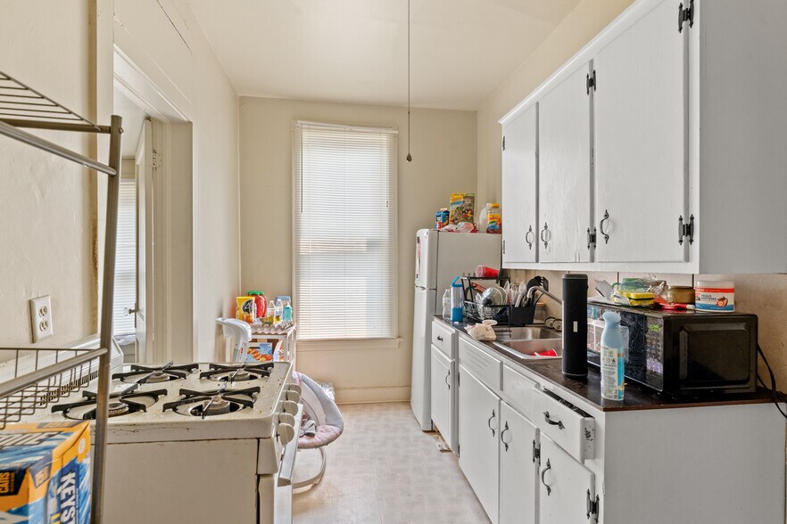 More Photos Of 158 Chapin St, Binghamton Apartments For Sale
