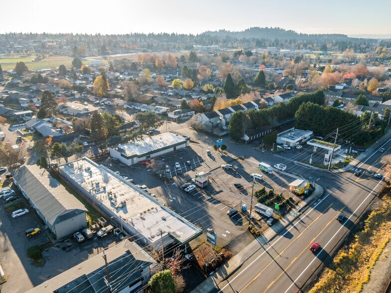 More Photos Of NE Sandy Blvd and 131st Ave, Portland Land For Sale