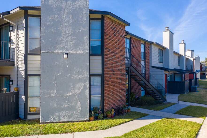 More Photos Of 22715 Imperial Valley Dr, Houston Apartments For Sale