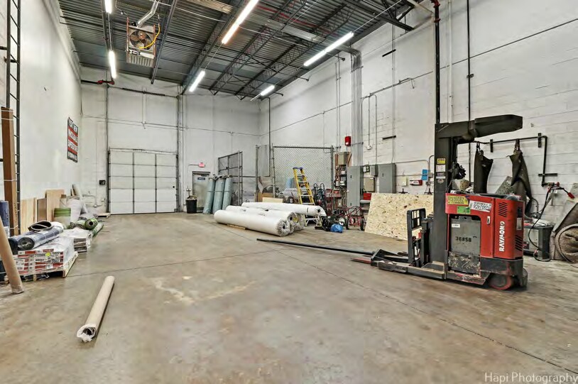 More Photos Of 195 N Milwaukee Ave, Vernon Hills Storefront Retail Office For Sale