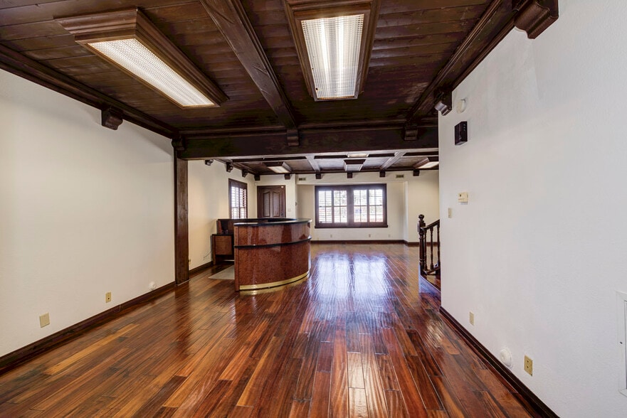 More Photos Of 2449 S El Camino Real, San Clemente Storefront Retail Office For Sale