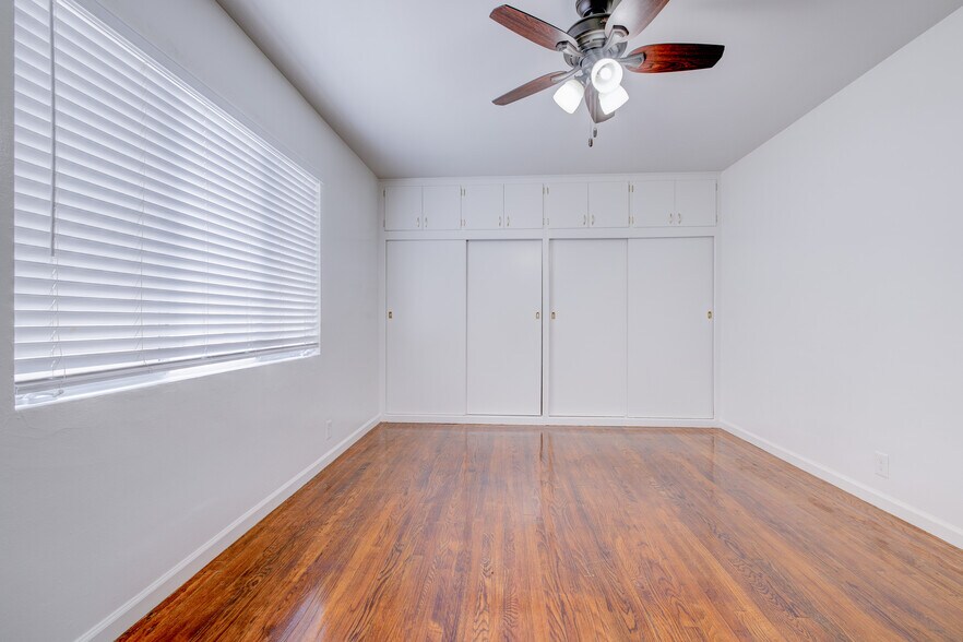 More Photos Of 1701 E Ocean Blvd, Long Beach Apartments For Sale