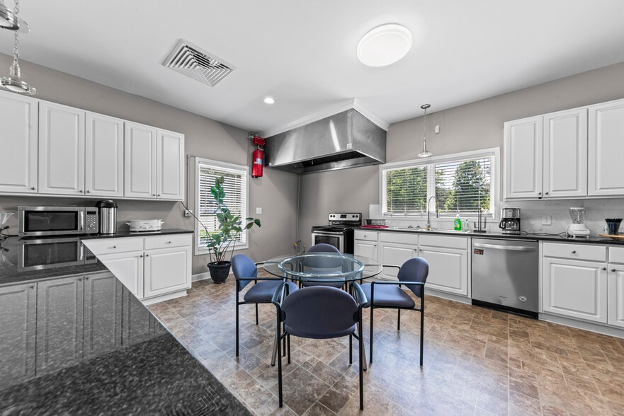 More Photos Of 4440 Tuck Rd, Loganville Research And Development For Sale