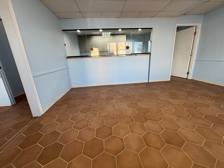 More Photos Of 1490 6th St, Coachella Medical For Lease