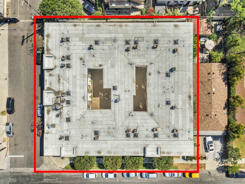 More Photos Of 5330 Satsuma Ave, North Hollywood Apartments For Sale