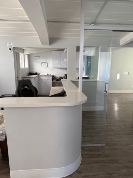 More Photos Of 850 Prospect St, La Jolla Medical For Lease