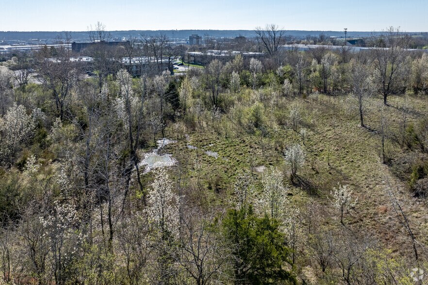 More Photos Of 1141 E Kemper Rd, Cincinnati Land For Sale