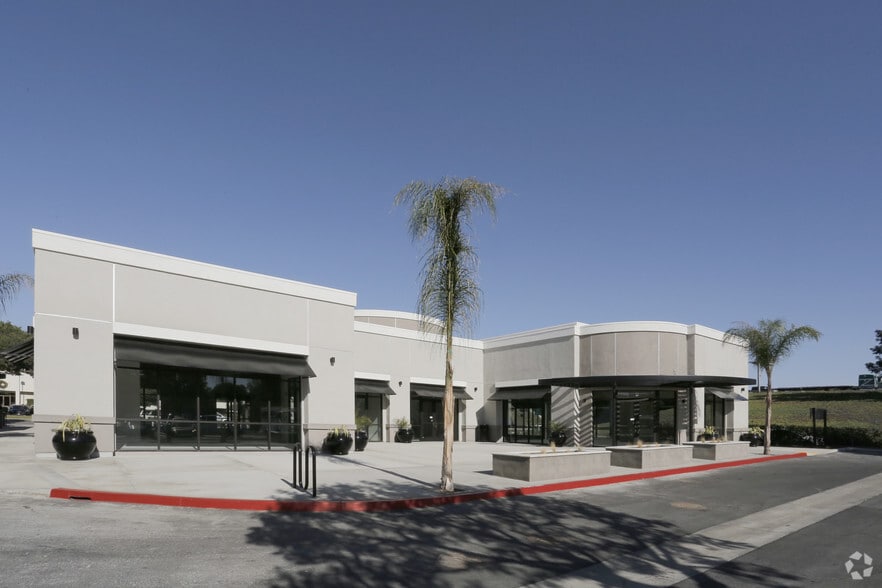More Photos Of 2720 Nutwood Ave, Fullerton Restaurant For Lease
