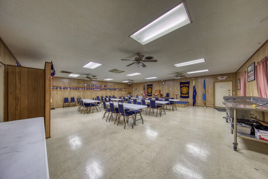 More Photos Of 10769 W Lee Hwy, Loudon Loft Creative Space For Sale