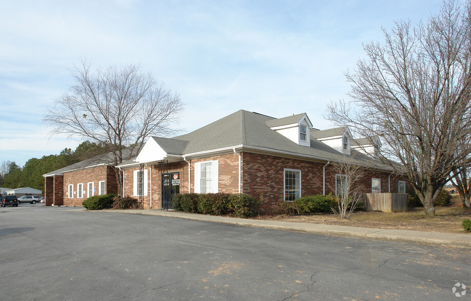 8723 Hospital Dr, Douglasville, GA 30134 - Medical Office For Lease ...