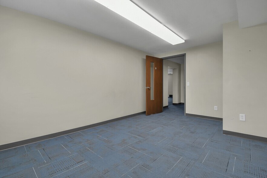 More Photos Of 2598 E Smiley Ave, Shelby Religious Facility For Sale