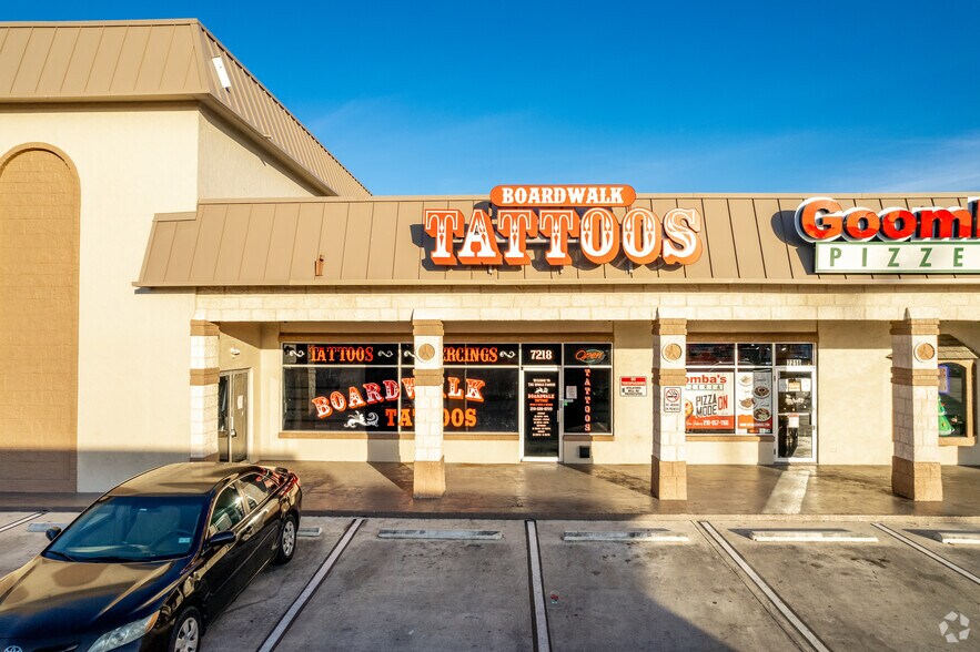 More Photos Of 7210-7224 Blanco Rd, San Antonio Unknown For Lease