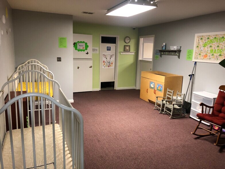 More Photos Of 787 Paden Dr, Lawrenceville Religious Facility For Lease