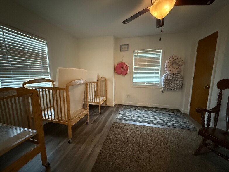 More Photos Of 942 E 3rd St, Monroe Schools For Sale