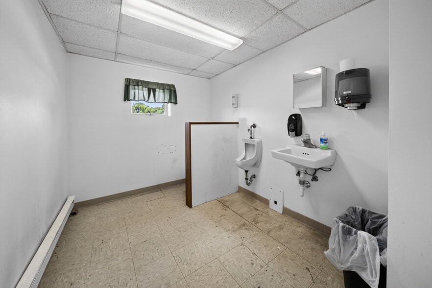 More Photos Of 2967 US Route 11, La Fayette Warehouse For Sale