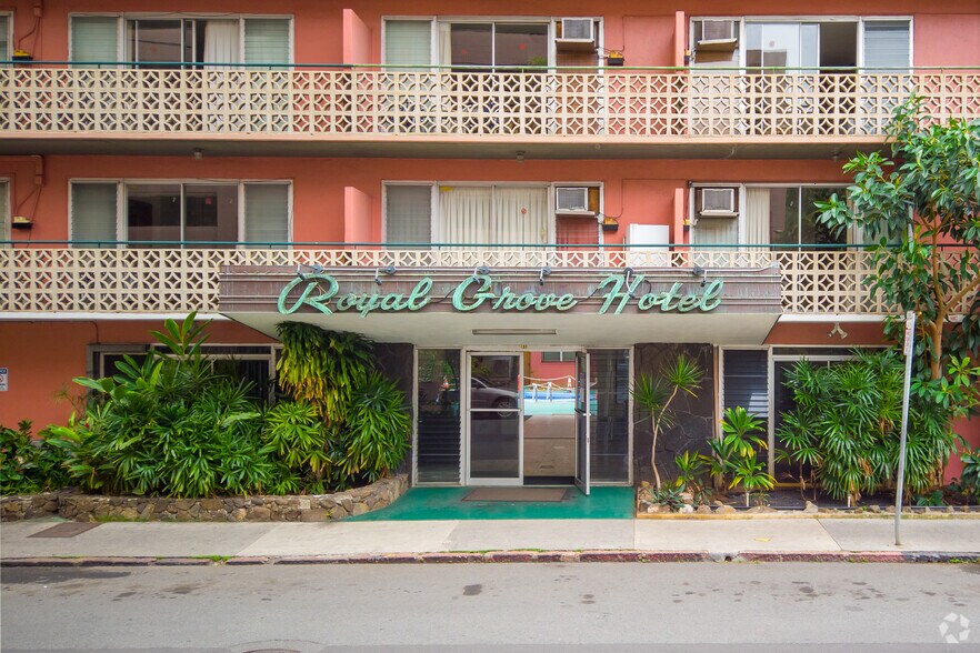 More Photos Of 151 Uluniu Ave, Honolulu Hotel For Lease
