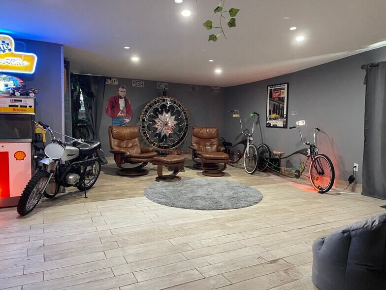 More Photos Of 924 NE 4th Ave, Fort Lauderdale Auto Dealership For Sale