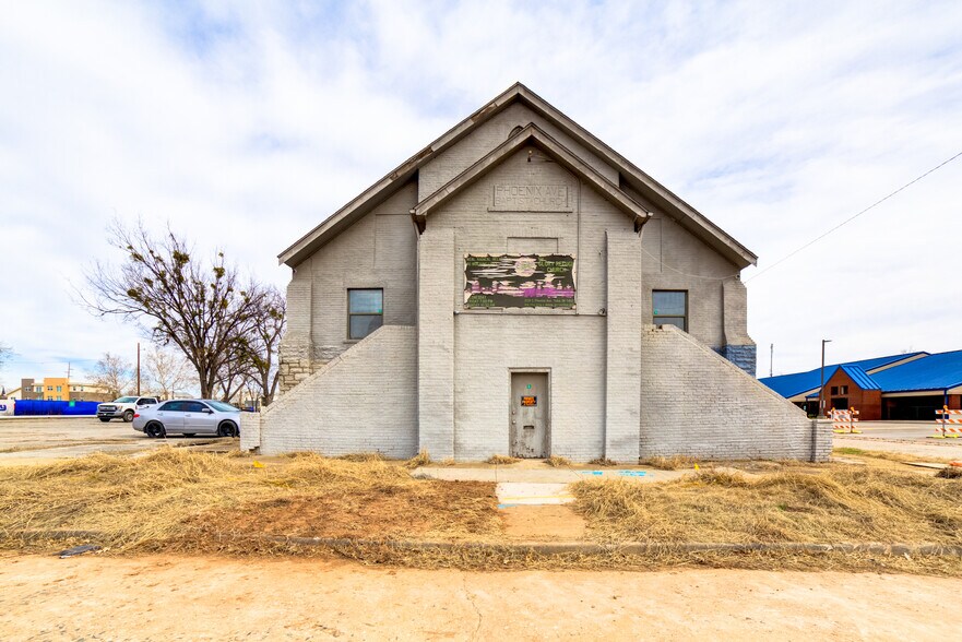 More Photos Of 2139 S Phoenix Ave, Tulsa Religious Facility For Sale