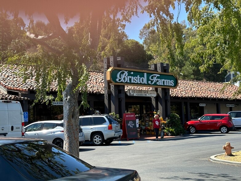 More Photos Of 811-897 Silver Spur Rd, Rolling Hills Estates Unknown For Lease