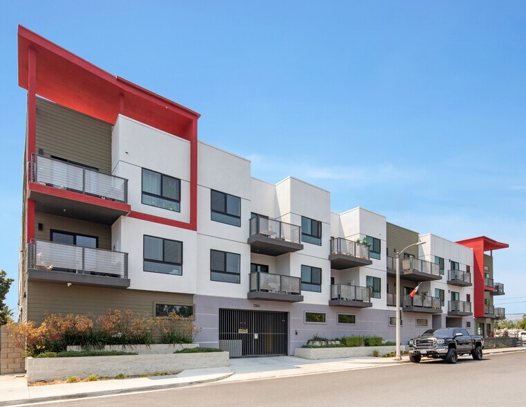 More Photos Of 1300 W Mission Blvd, Pomona Apartments For Sale