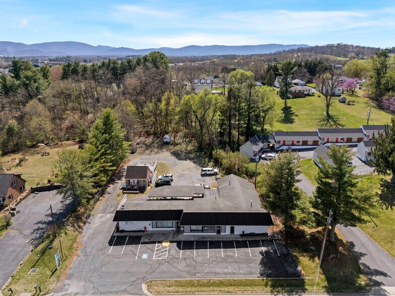 More Photos Of 2503 Jefferson Hwy, Waynesboro Freestanding For Lease