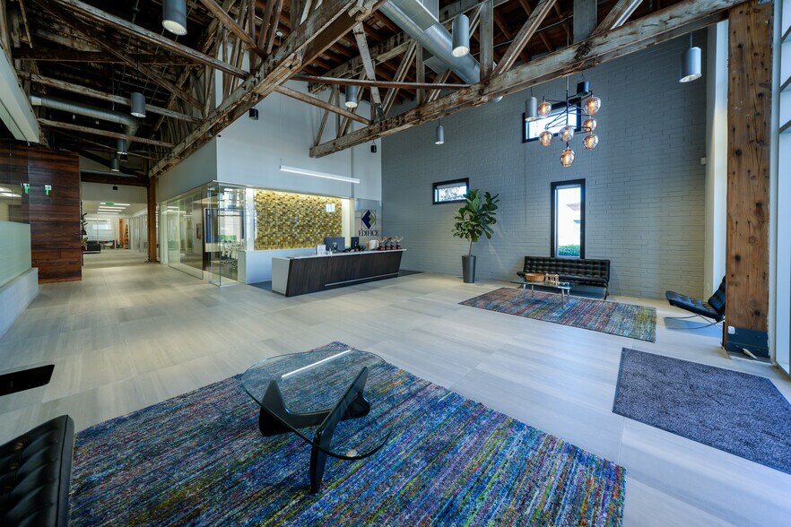 More Photos Of 4111 South Blvd, Charlotte Office For Sale