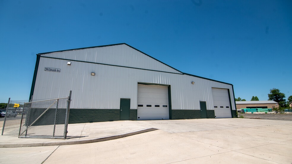 Primary Photo Of 250 Edwards Ave, New Castle Warehouse For Lease