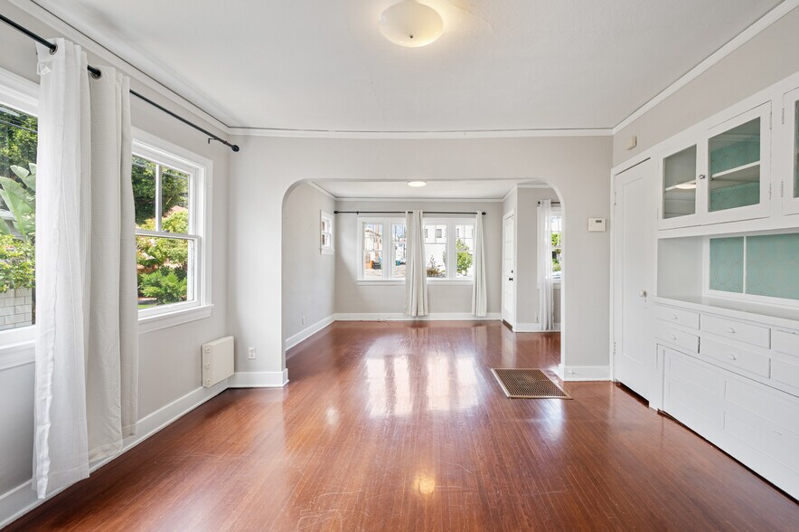 More Photos Of 1620 California Ave, Santa Monica Apartments For Sale