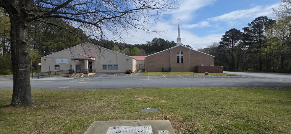 More Photos Of 6270 Red Oak Rd, Atlanta Religious Facility For Sale
