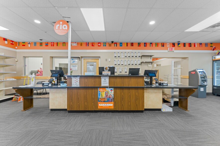 More Photos Of 628 Belmont St, Brockton Freestanding For Sale