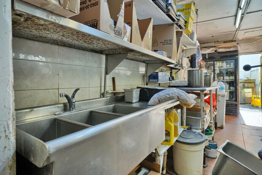 More Photos Of 3800 SW 8th St, Coral Gables Restaurant For Sale