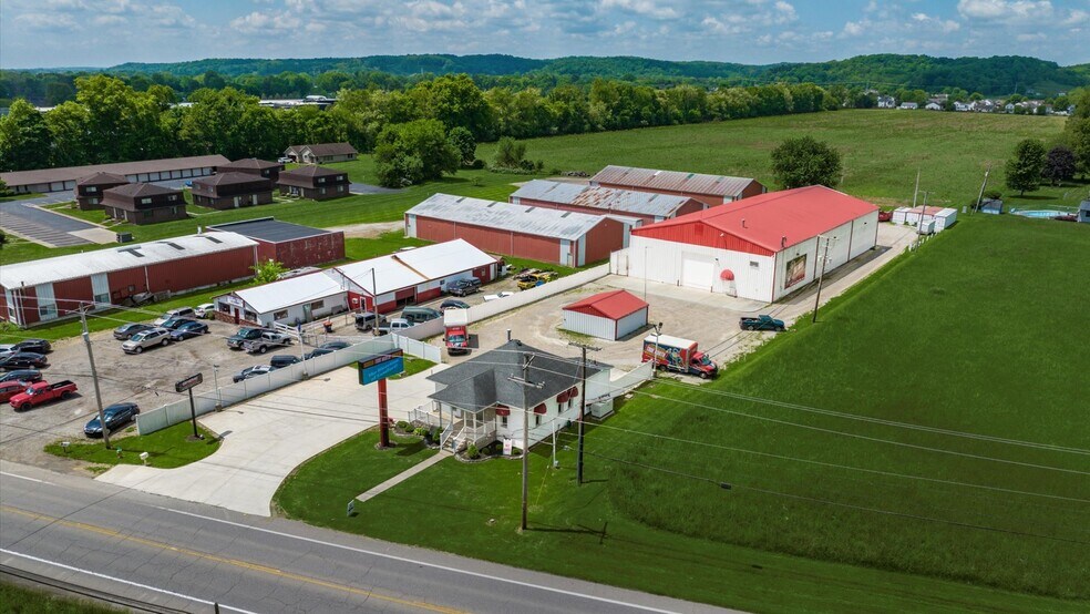 More Photos Of 1755 Mount Vernon Rd, Newark Flex For Sale