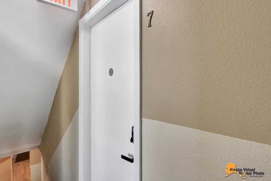 More Photos Of 1335 Hyder St, Anchorage Apartments For Sale