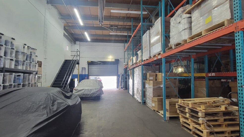 More Photos Of 9411 Ditmas Ave, Brooklyn Warehouse For Lease