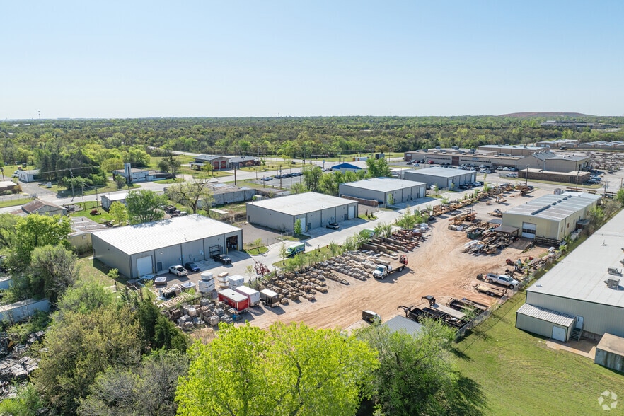 Primary Photo Of 1917 SE 29th St, Oklahoma City Unknown For Lease