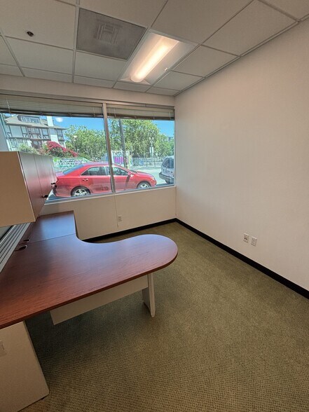 More Photos Of 490 Grand Ave, Oakland Office For Lease
