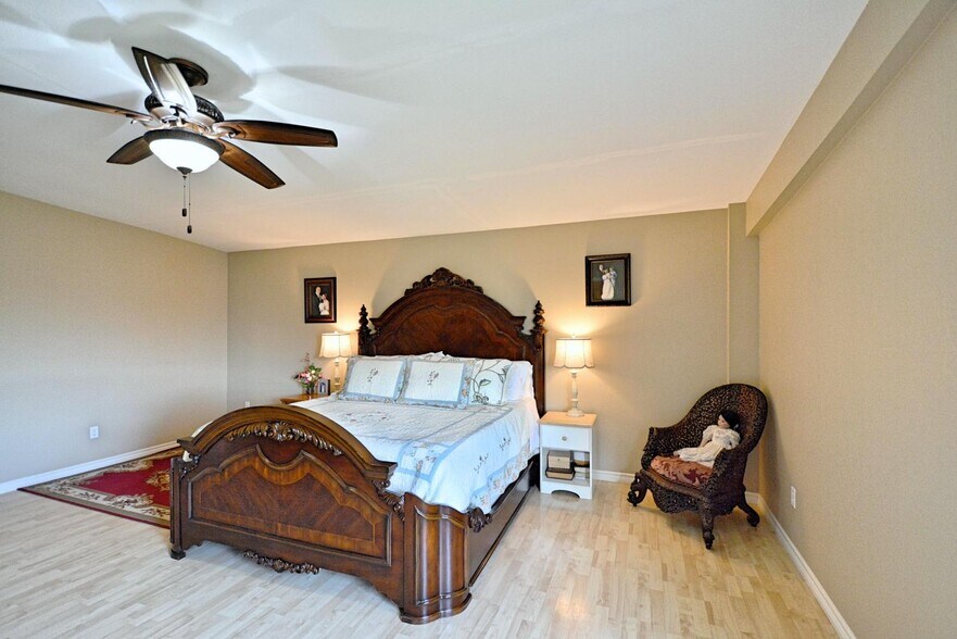 More Photos Of 4545 E FM 775, Seguin Manufacturing For Sale