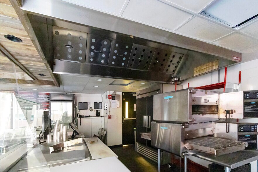 More Photos Of 11 5th Ave, Pittsburgh Office For Sale