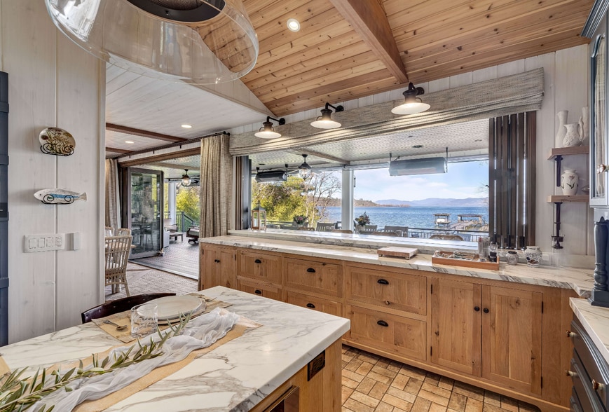 More Photos Of 3415 White Oak Way, Kelseyville Hotel For Sale