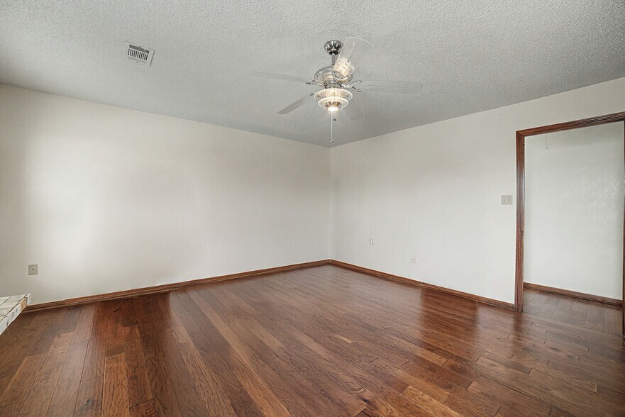 More Photos Of 1050 County Road 141, Georgetown Land For Sale