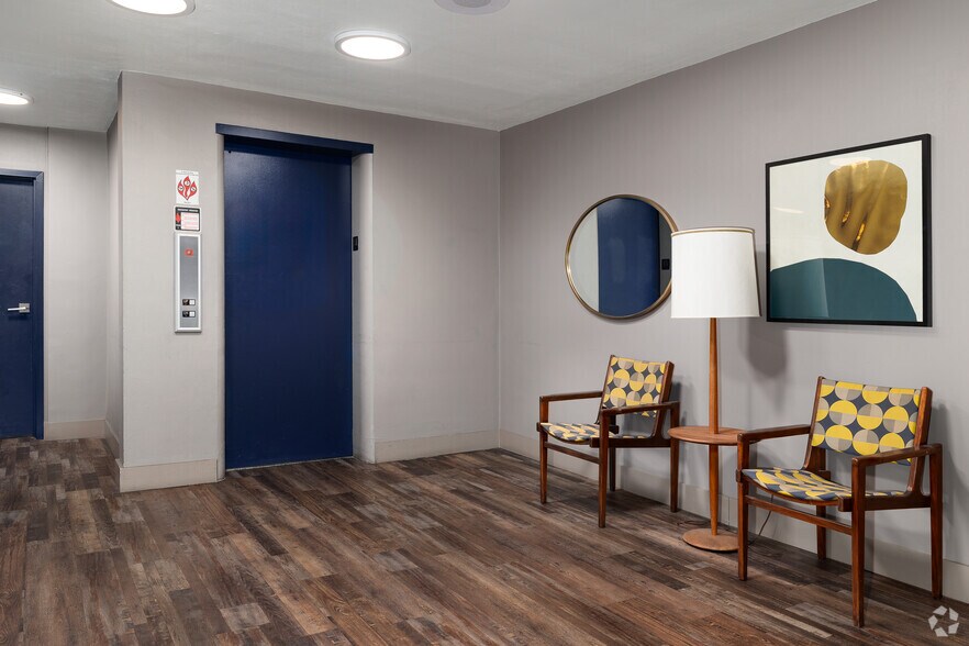 More Photos Of 1001 N McKnight Rd, Saint Louis Apartments For Sale