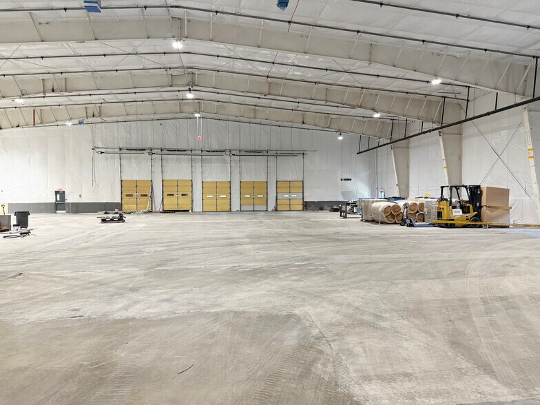 More Photos Of 3 Grande Blvd, Saratoga Springs Unknown For Lease