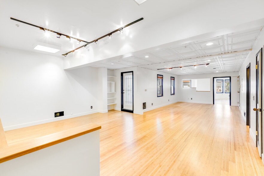 More Photos Of 3415 Cesar Chavez, San Francisco Medical For Sale