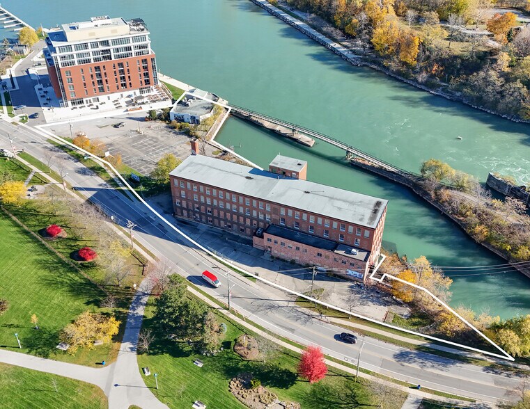 Primary Photo Of 61-63 Lakeport Rd, St Catharines Land For Sale