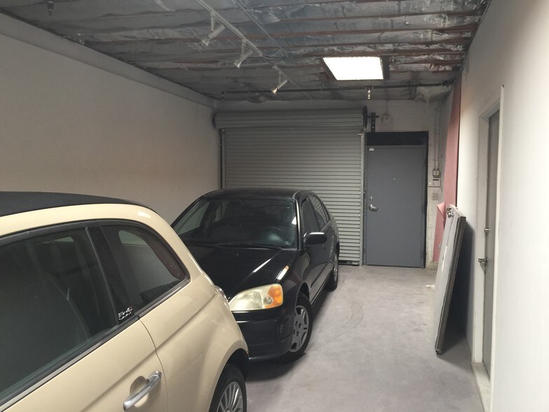 More Photos Of 6031 Washington Blvd, Culver City Storefront For Lease