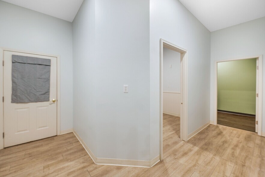 More Photos Of 364 Weaverville Rd, Asheville Medical For Sale